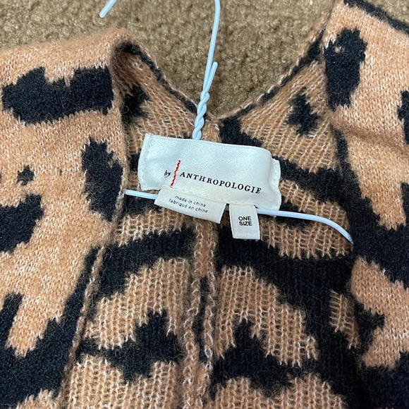 Anthropologie cheetah print sweater - Picture 2 of 4